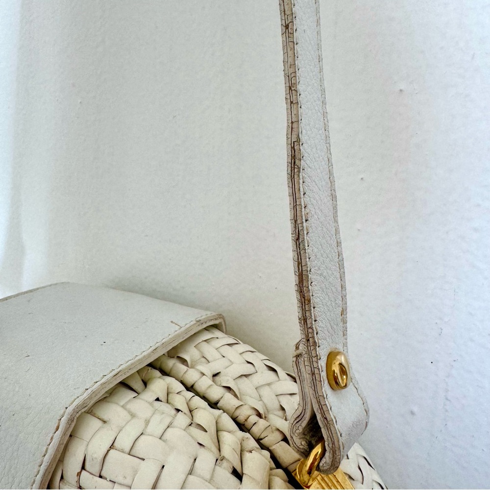 Vintage Nordstrom Made in Italy White Lacquered Wicker Hardcase Bag - Picture 10 of 16